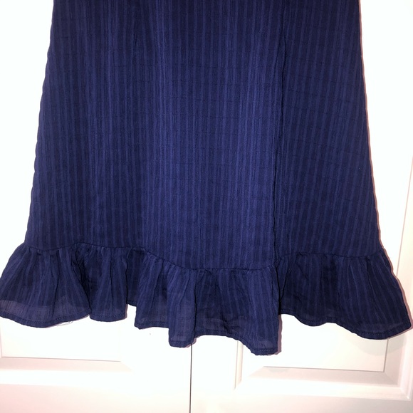 Francesca’s Navy Dress - Picture 3 of 5